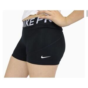 Women’s Nike Pro 3" Inseam Tight Fit Yoga, Gym, Bike Shorts Mid Rise Black
